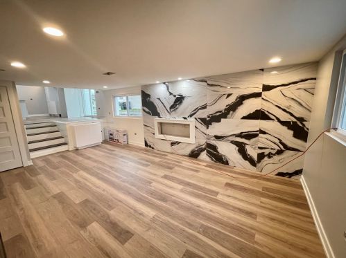 15332 Oak St, Dolton IL 60419-2647 exterior