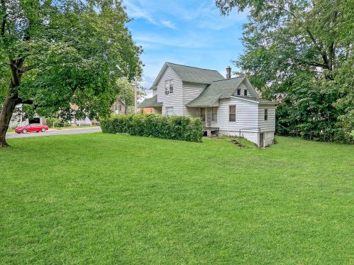 2026 Burdick St, Kalamazoo, MI 49001-3662