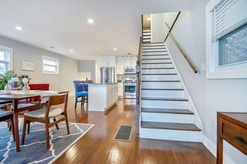 4310 Bernard St, Chicago IL 60618-1109 exterior