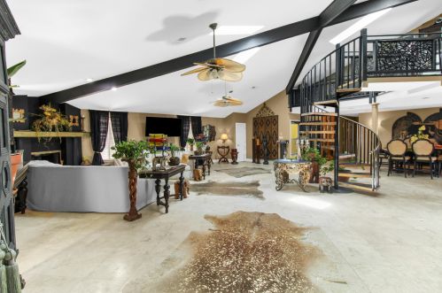 4552 Bayside Dr, Milton FL 32583-8436 exterior