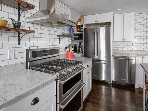 144 Brooks St, Boston MA  02135-1733 exterior