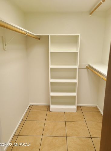 11364 Prince Rd, Tucson AZ 85705-3025 exterior