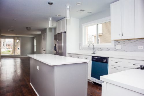 626 12 Ave, Broadview IL 60153-1401 exterior