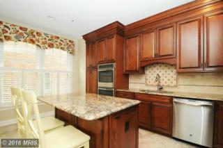 1546 Colonial Ter, Arlington VA  22209-1406 exterior