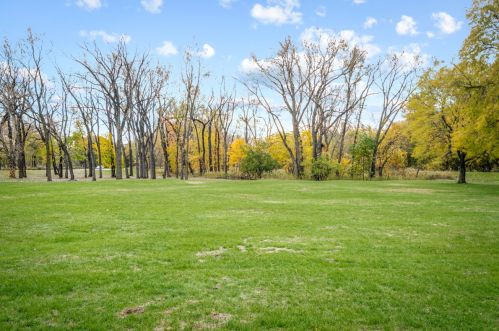 3850 112 St, Chicago IL 60617-7026 exterior