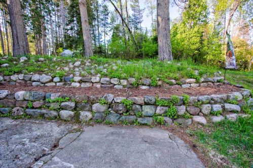 1438 Hwy 120, Ely MN 55731-8217 exterior