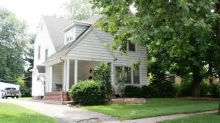 710 6th St, Pekin, IL 61554-4608