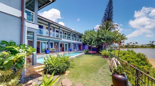 5005 Kalanianaole Hwy, Honolulu HI  96821-1505 exterior