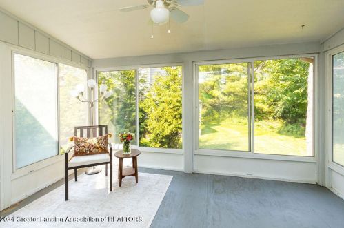 2430 Burcham Dr, East Lansing MI 48823-7246 exterior