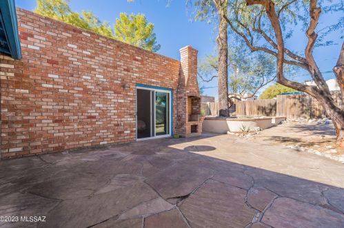 2221 2 St, Tucson AZ 85711-1058 exterior