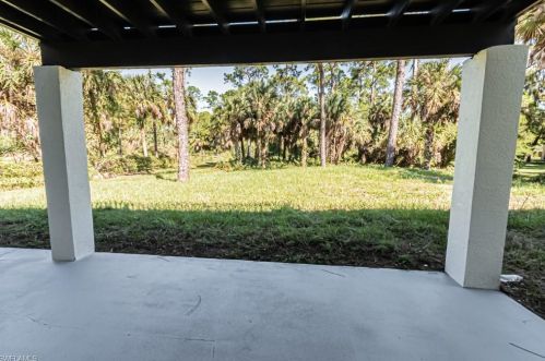 661 12 Ave, Naples FL 34120-2303 exterior