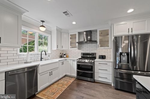 414 Bergen St, Trenton NJ 08610-5815 exterior