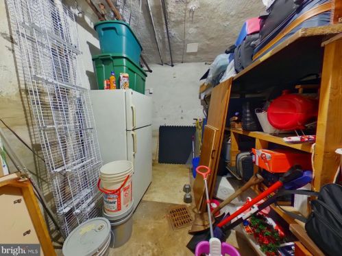 4033 Castor Ave, Philadelphia PA 19134-5528 exterior