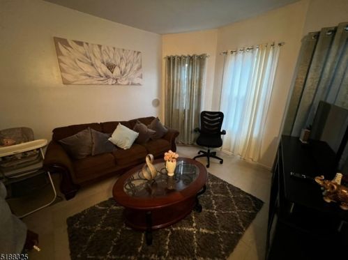 268 9th Ave, Paterson NJ 07514-1549 exterior