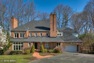 14 Greentree Ct, Bethesda, MD 20817-1440