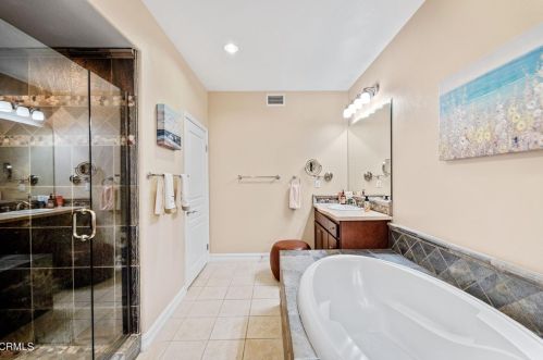 1583 Windshore Way, Oxnard CA 93035-1406 exterior