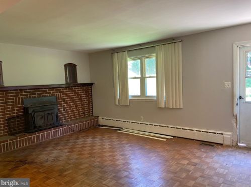 2104 Durham Rd, Fallston MD 21047-1048 exterior