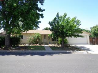 5568 Ohio Ct, Concord, CA 94521-4137