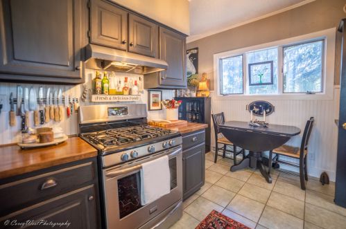 518 Amsterdam St, Bull Valley IL 60098-2307 exterior