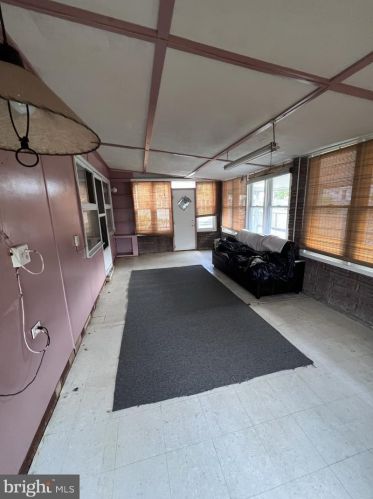 101 Ava Ave, Somerdale NJ 08083-1701 exterior