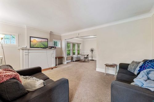 2019 6 St, Duluth MN 55806-2551 exterior