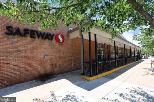 827 Royal St, Alexandria VA  22314-4340 exterior