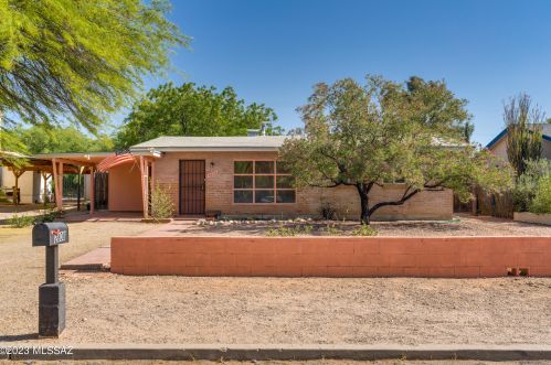 2808 Lee St, Tucson, AZ 85716-3521