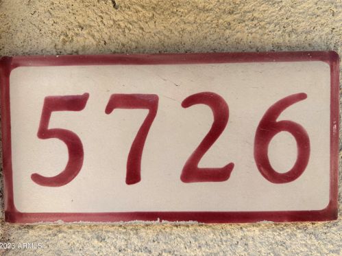 5726 Ivanhoe St, Chandler AZ  85226-1824 exterior