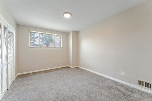 3124 Landis St, Pittsburgh PA 15204-1715 exterior