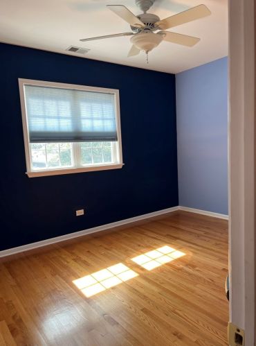 5716 Dakin St, Chicago, IL 60634-2605