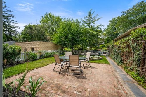 822 Mifflin Ave, Pittsburgh PA 15221-3438 exterior