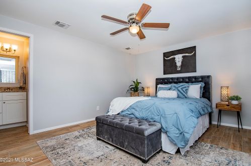 8302 3 St, Tucson AZ 85711-1518 exterior