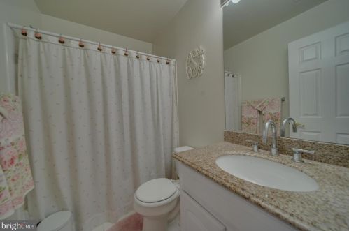 15529 Holly Grove Rd, Silver Spring MD 20905-3815 exterior