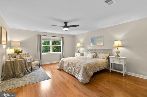 5205 Cottingham Pl, Alexandria VA  22304-3535 exterior