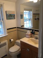 413 Rock Glen Dr, Penn Wynne PA  19096-2618 exterior