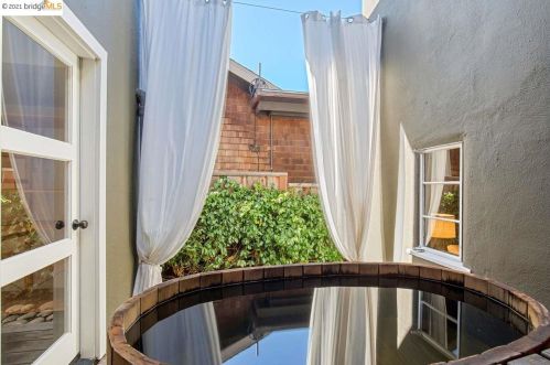 1540 Josephine St, Berkeley CA 94703-1136 exterior