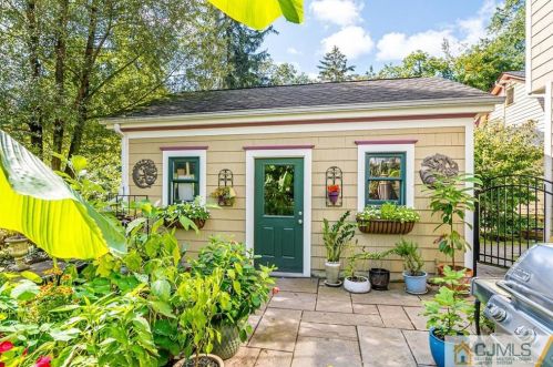 419 Middlesex Ave, Metuchen NJ 08840-1419 exterior