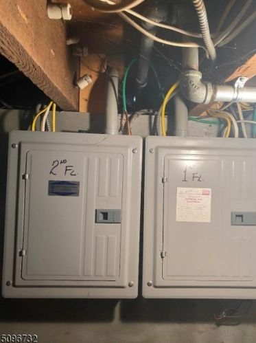 30 8 St, Paterson NJ 07506-3832 exterior