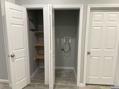 684 18 St, Paterson NJ 07501-2111 exterior