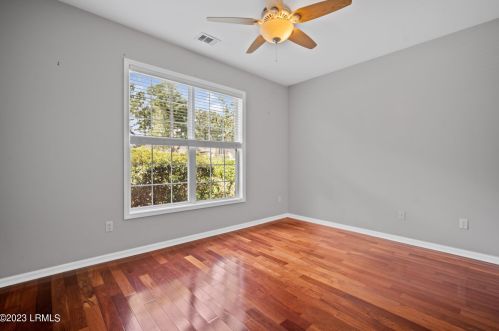 165 Pinecrest Dr, Bluffton SC 29910-7803 exterior