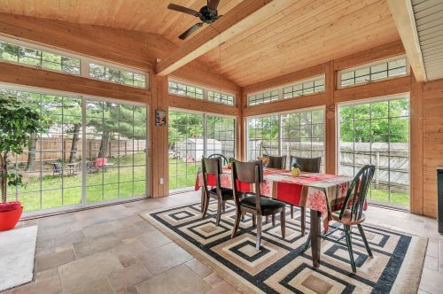 5942 Ln Casa Ct, Grand Rapids MI exterior