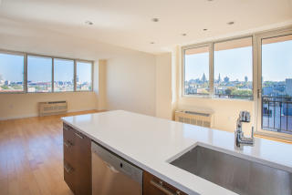 255 1st St, Brooklyn NY  11211-4504 exterior