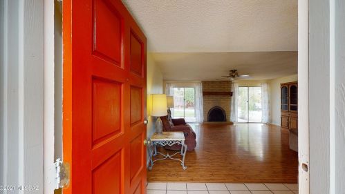 9118 Calle Cascada, Tucson, AZ 85715-5711