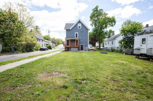 67 Orchard St, Wallingford CT 06492-4130 exterior