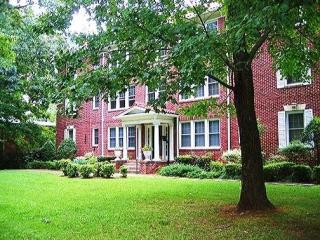 1312 Briarcliff Rd, Atlanta GA  30306-2223 exterior