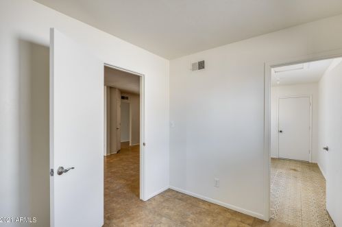 18213 7 Dr, Phoenix AZ 85023-5237 exterior