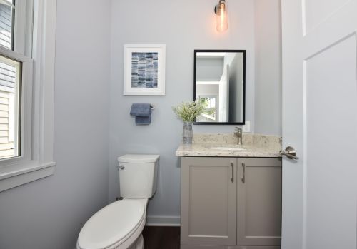 1908 Elmdale Ct, Milwaukee WI 53211-2342 exterior