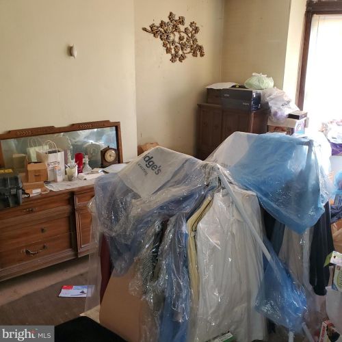 4929 Hazel Ave, Philadelphia PA 19143-2086 exterior