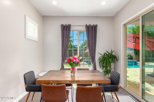 4820 Mingus Dr, Chandler AZ 85249-2052 exterior