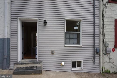 135 Gay St, Philadelphia PA  19127-1323 exterior